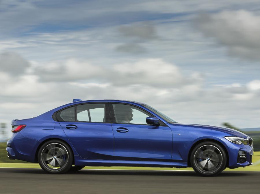  BMW 330i M Sport (G20) 2019 года  (LA) (фото 20 из 32)